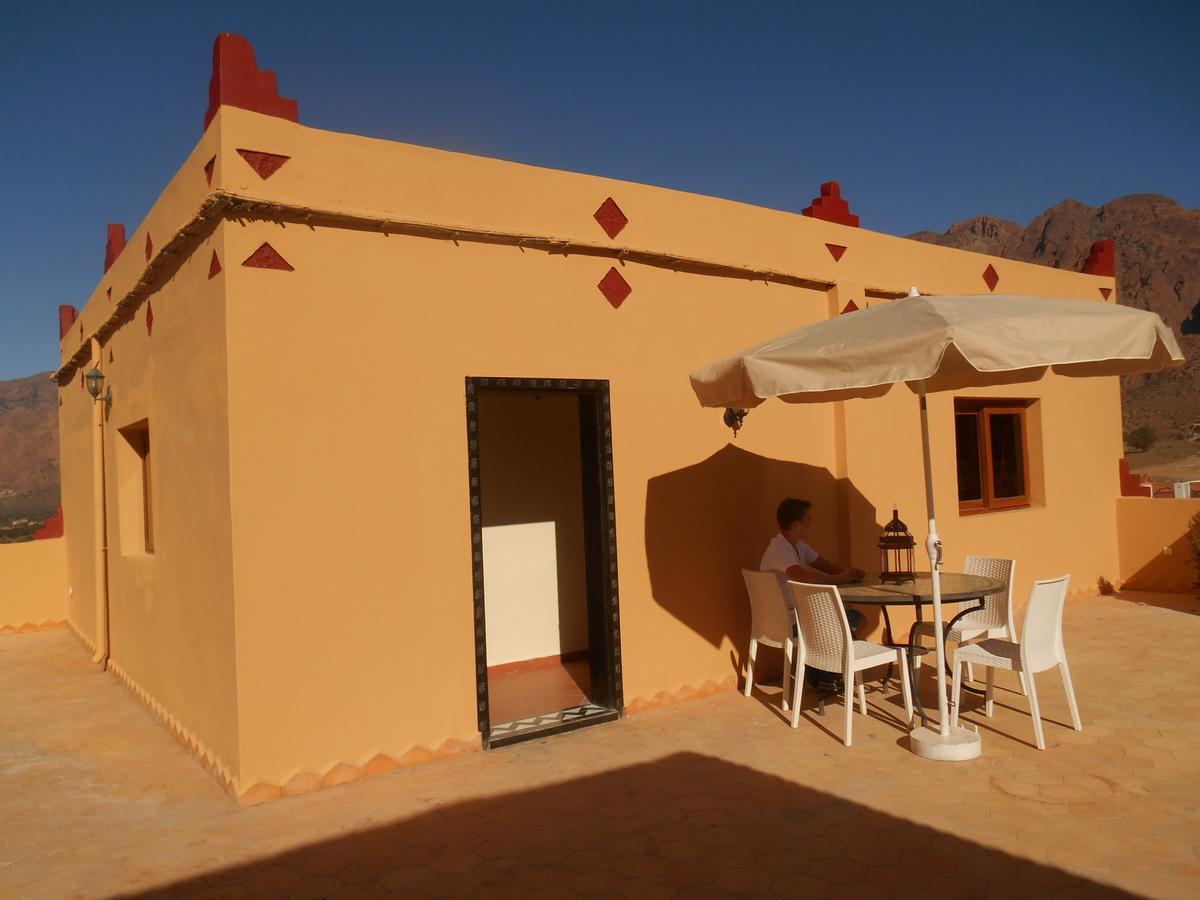 Auberge Kasbah Chez Amaliya タフロウト エクステリア 写真